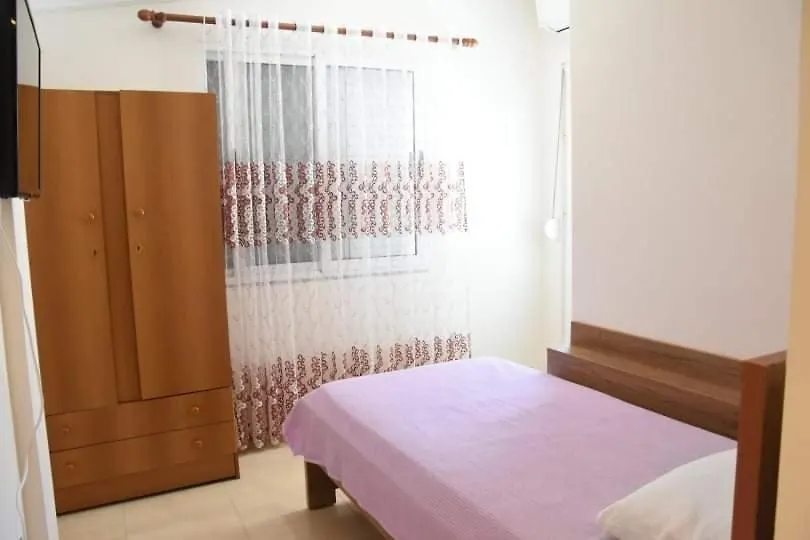 شقة Giorgio Gest House Përmet 0*,